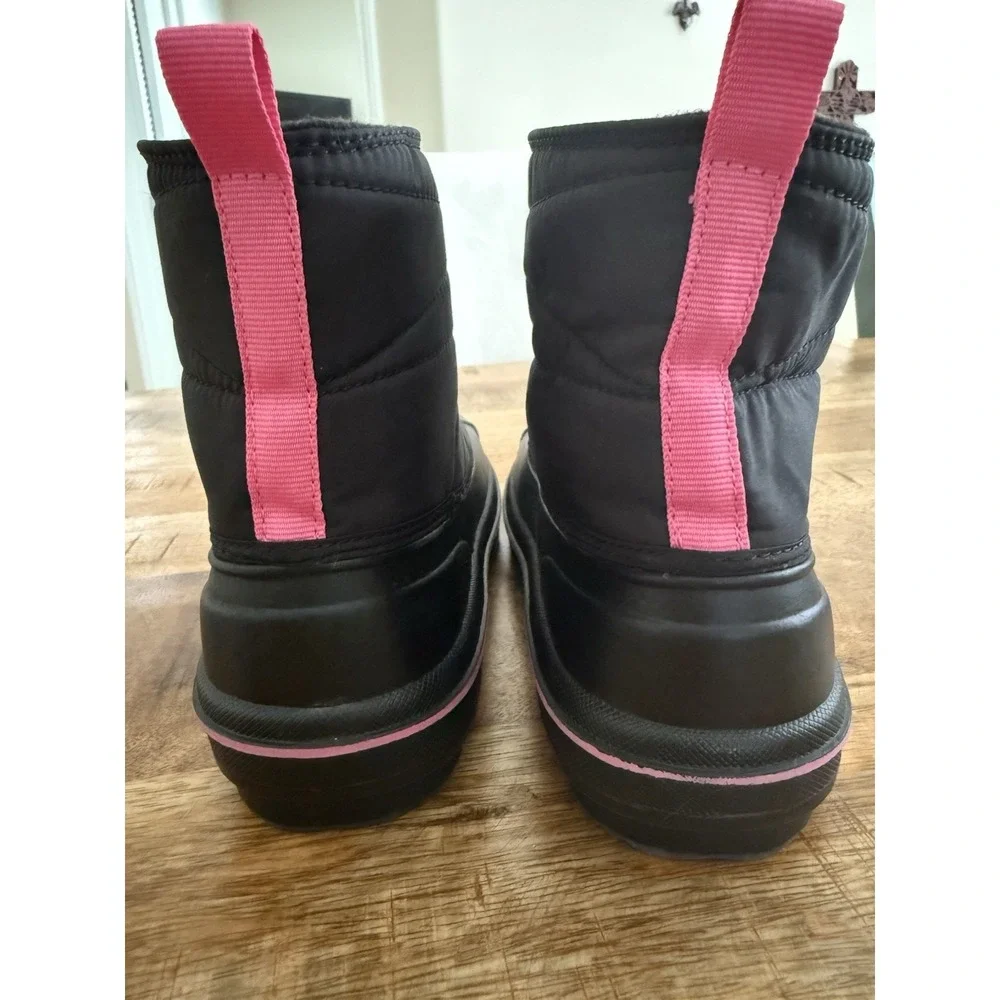The Children's Place Duck Boots Black Pink Waterproof Winter Snow Size 4 Youth